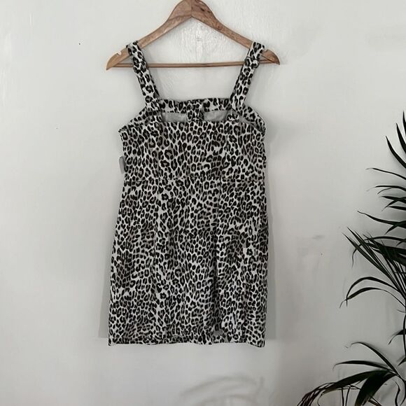 Thread & Supply Leopard Overall Dress - Picture 4 of 7
